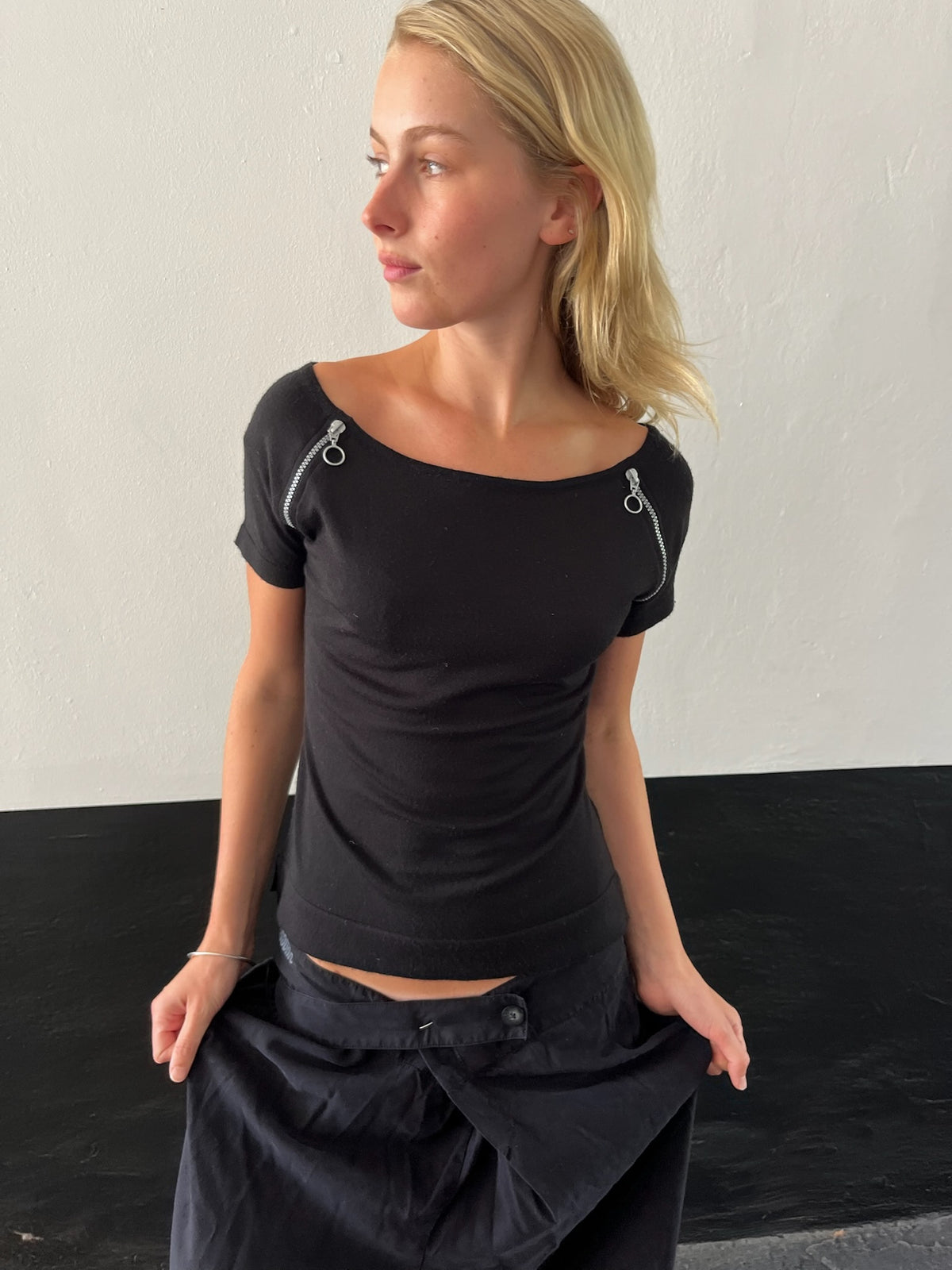 Black Top With Grey Zipper
